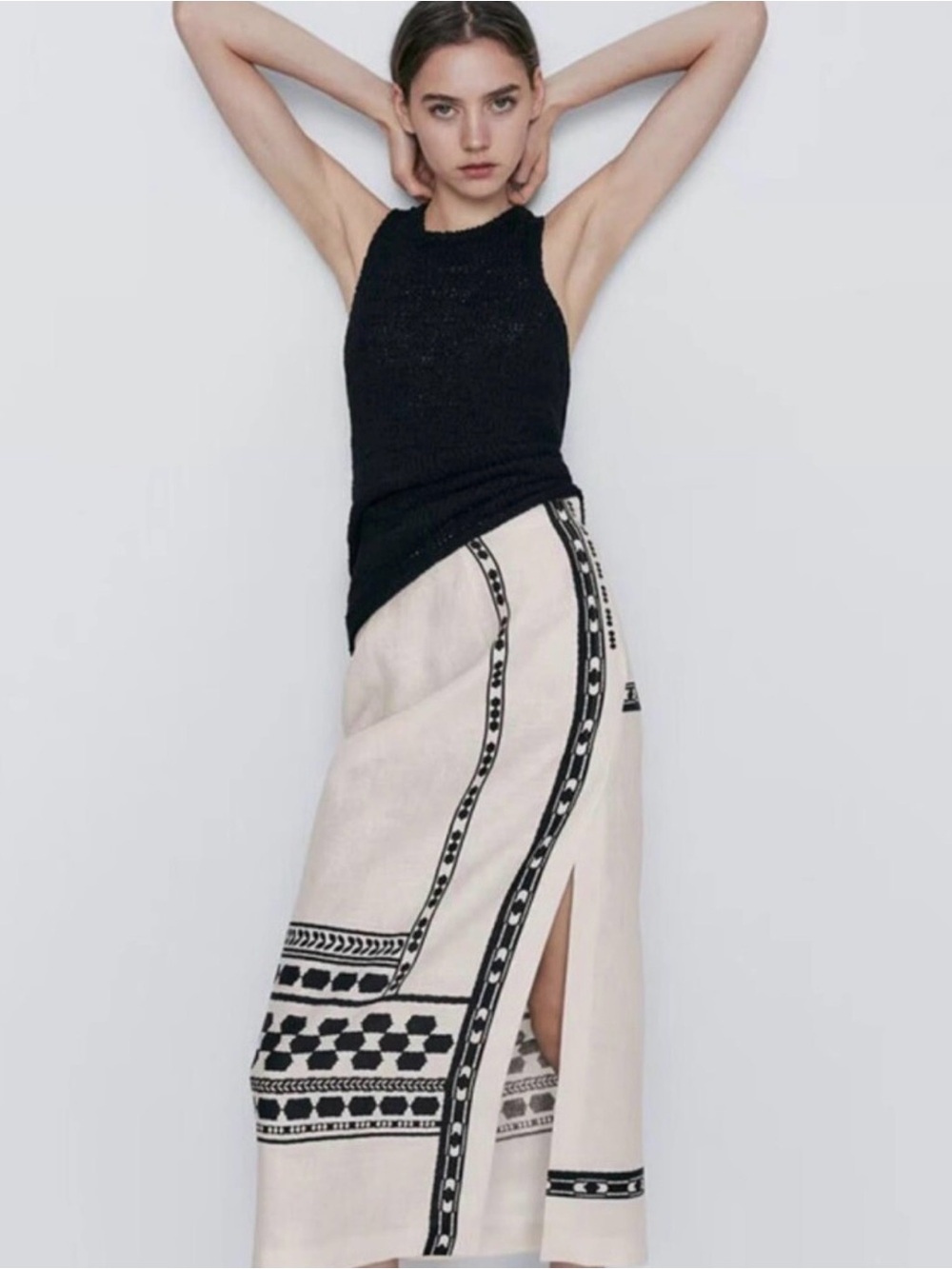 Massimo Dutti Cream Midi Wrap Skirt with Black Geometric Trim size 10 - Picture 2 of 8